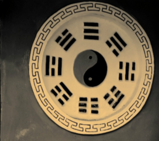 鼻梁低鼻子大面相如何及中年得痣说法